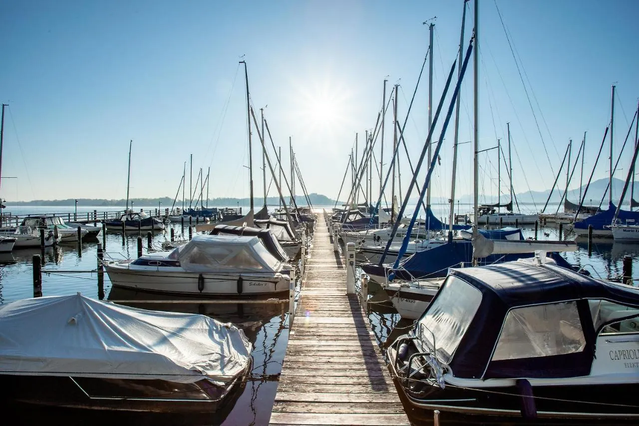 Yachthotel Chiemsee Gmbh Prien am Chiemsee 4*,
