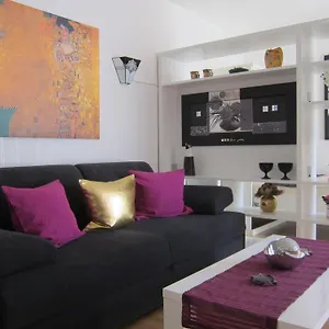 https://modernes-luxusappartement-kleiner-roland-mit-parkplatz.hotelsinbremen.net