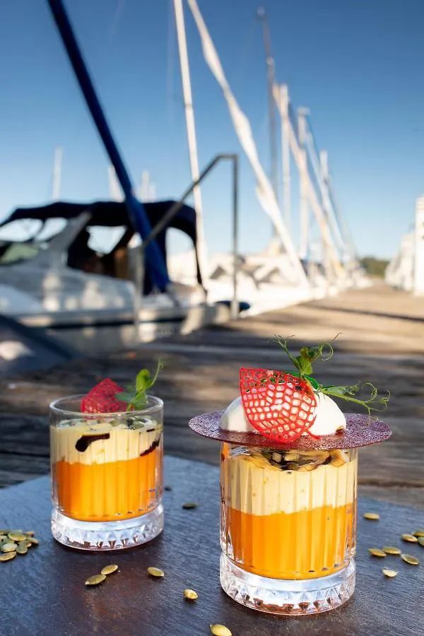 Yachthotel Chiemsee Gmbh Prien am Chiemsee 4*,
